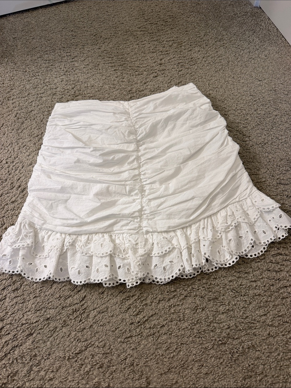 Zara White Ruched Eyelet Ruffle Mini Skirt - Picture 3 of 3